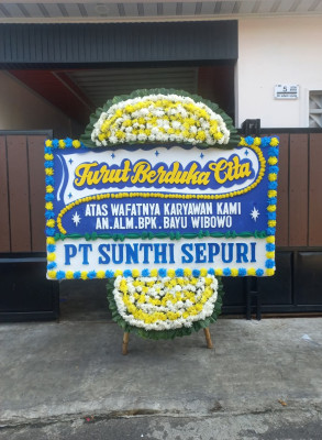 Papan Bunga Duka di Mertak